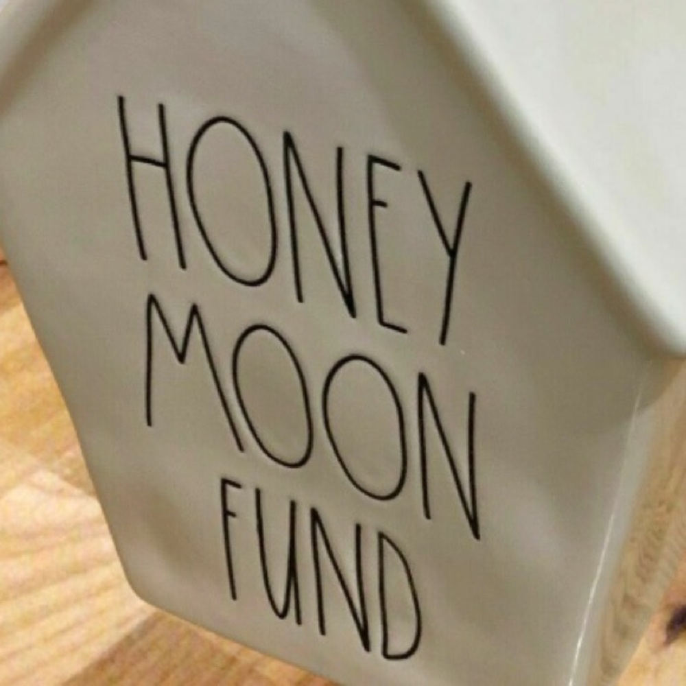 Rae Dunn By Magenta“HONEY MOON FUND” Bank NWT - Picture 3 of 7